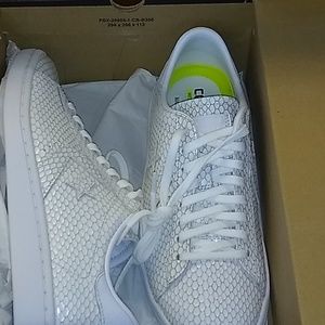 Converse Snake Embossed  Leather Oxford Size 8